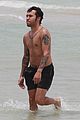 wentz-shirtless