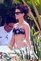 beckinsale-bikini2