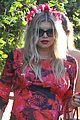 fergie-3shower2