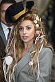 gaga-climbw