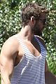 hemsworth-biceps24