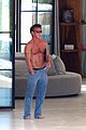 penn-shirtless