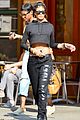rihanna-hails