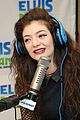 lorde-fishnet