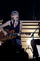 swift-red