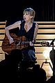 swift-red