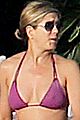 aniston-cabo28