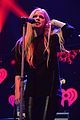 avril-q102