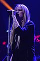 avril-q102