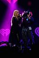avril-q102