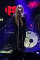 avril-q102