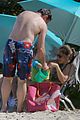 downey-shirtless