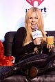 lavigne-y100