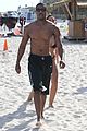 jordan-shirtless25