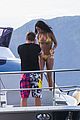 rihanna-gold