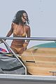 rihanna-gold