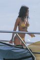rihanna-gold