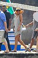 rihanna-rio1