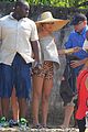 rihanna-rio1