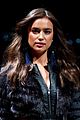 shayk-runway