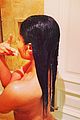 minaj-shower
