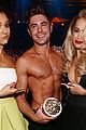efron-shirtlessmtv2