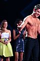efron-shirtlessmtv2