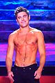 efron-shirtlessmtv2