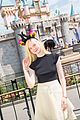 fanning-disneyland