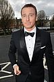 fassbender-shaves