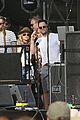hilary-backstage