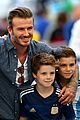 beckham-pose