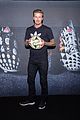 beckham-pose