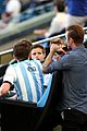 beckham-pose
