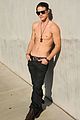 dorsey-shirtless1