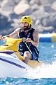 leto-shirtless