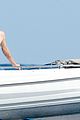 leto-shirtless