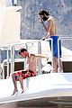 leto-shirtless