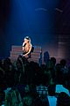 ariana-iheart