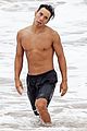 ohno-shirtless2