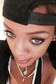 rihanna-bored
