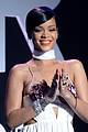 rihanna-spends