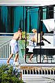 bieber-shirtless