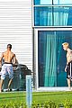 bieber-shirtless