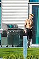 bieber-shirtless