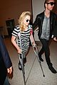 chloe-crutches