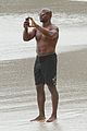 owens-shirtless