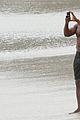 owens-shirtless