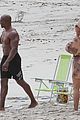 owens-shirtless