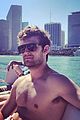 pettyfer-beachday